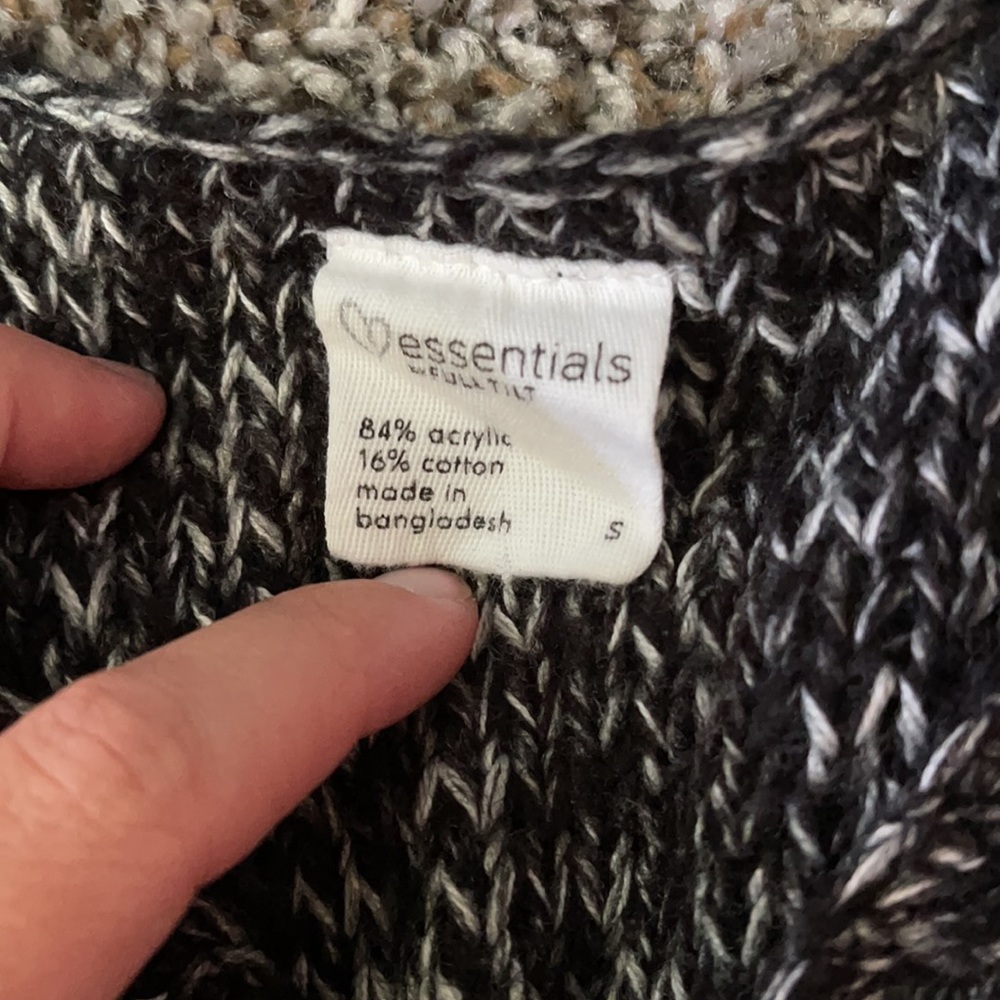 Sweater bundle! - Picture 9 of 9